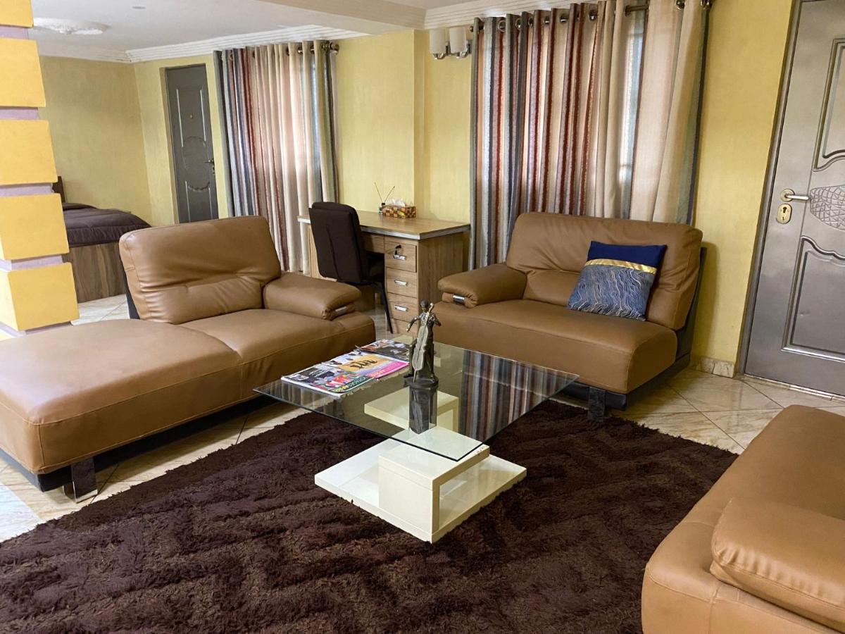 Bays Lodge, Accra Eksteriør billede