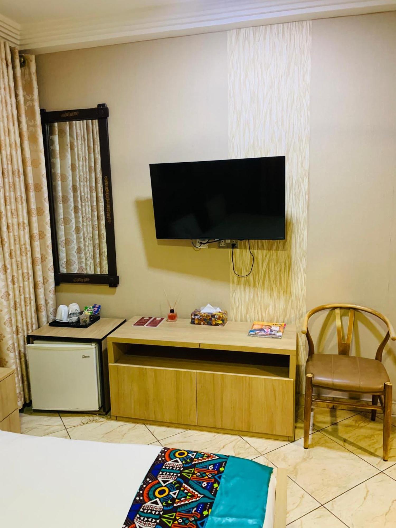 Bays Lodge, Accra Eksteriør billede